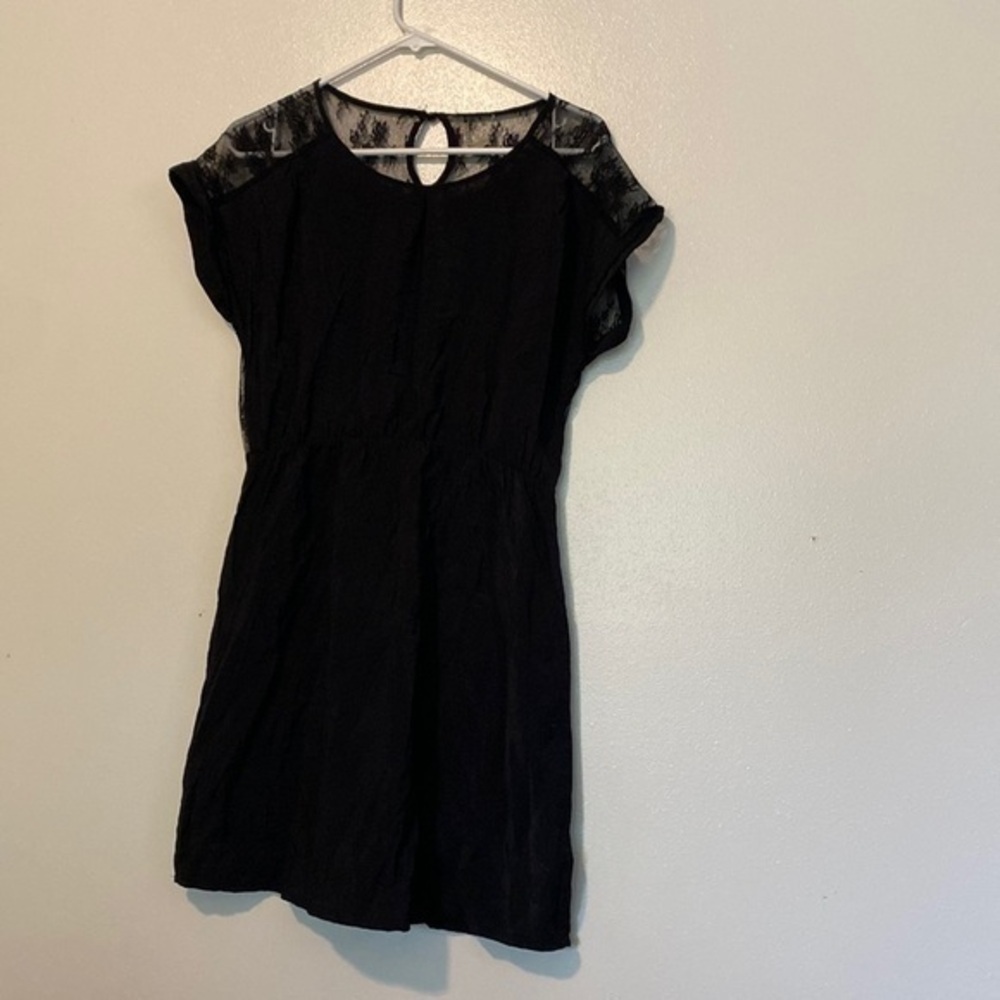 ALI & Kris black lace shoulder and back rayon nylon blend stunning dress lg